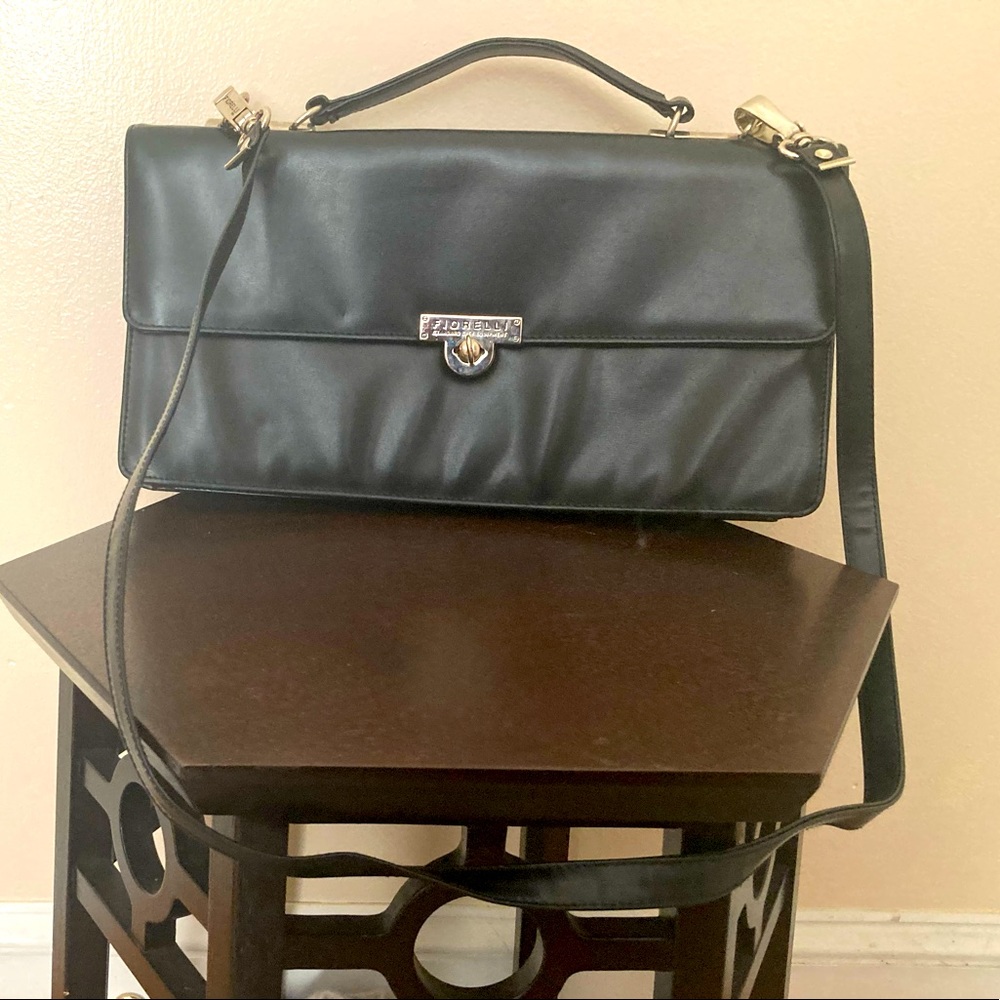black leather fiorelli bag